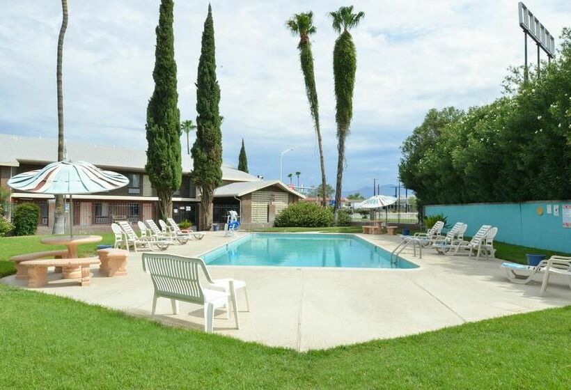 هتل Americas Best Value Inn Tucson