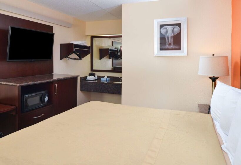 Отель Americas Best Value Inn Pittsburgh Airport