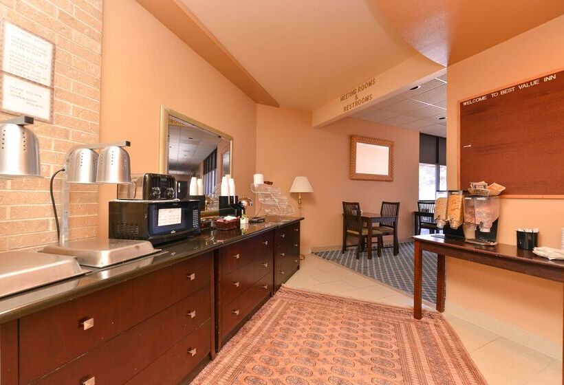 Отель Americas Best Value Inn & Suites Victoria