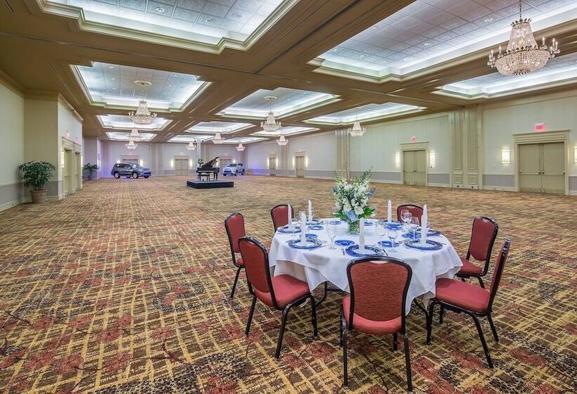 בית מלון כפרי Augusta Marriott At The Convention Center