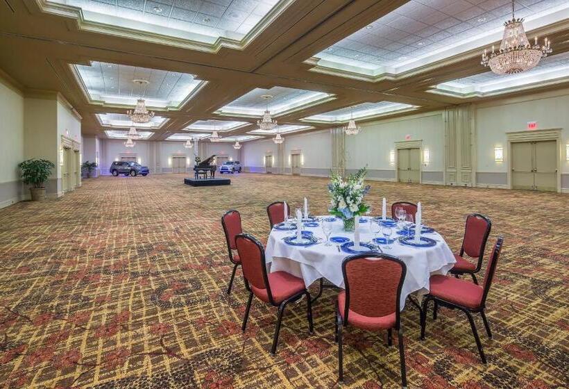 בית מלון כפרי Augusta Marriott At The Convention Center