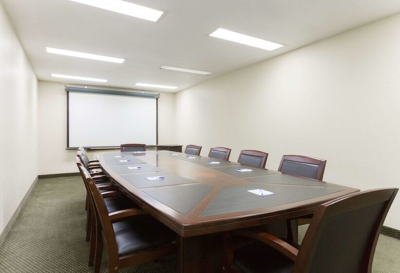 Отель Baymont By Wyndham Port Arthur   Groves Area