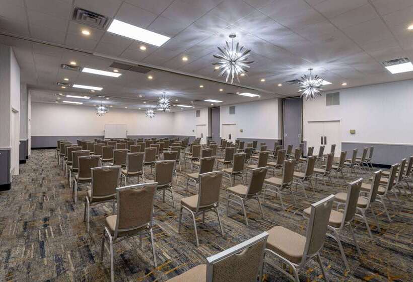 فندق Baymont By Wyndham White Plains  Elmsford