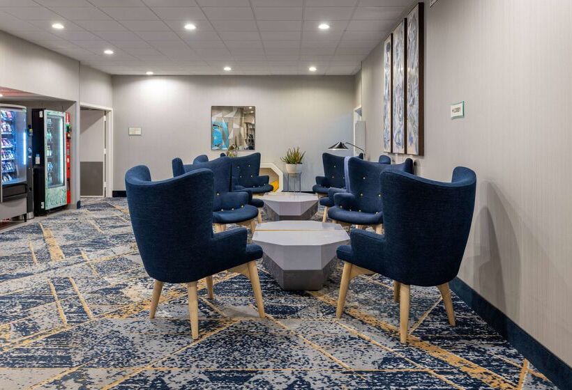 فندق Baymont By Wyndham White Plains  Elmsford