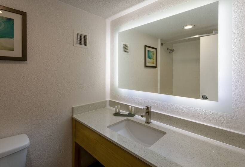 فندق Baymont By Wyndham White Plains  Elmsford