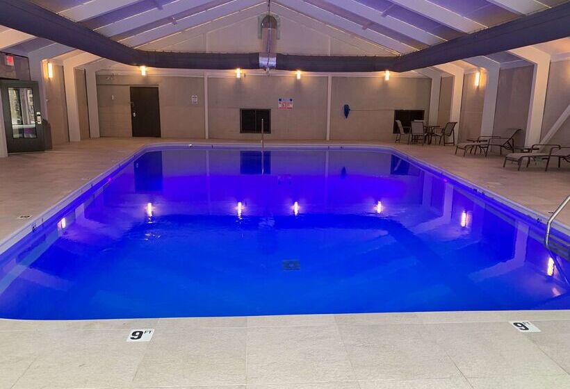 هتل Best Western Plus Clarks Summit Scranton