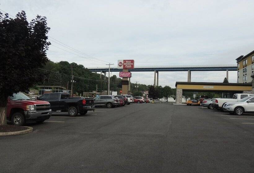 ホテル Best Western Plus Clarks Summit Scranton
