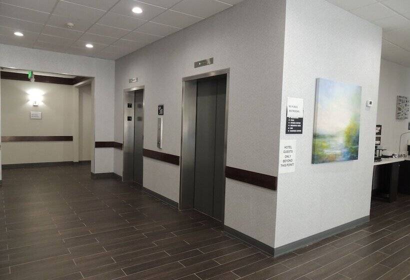 هتل Best Western Plus Clarks Summit Scranton