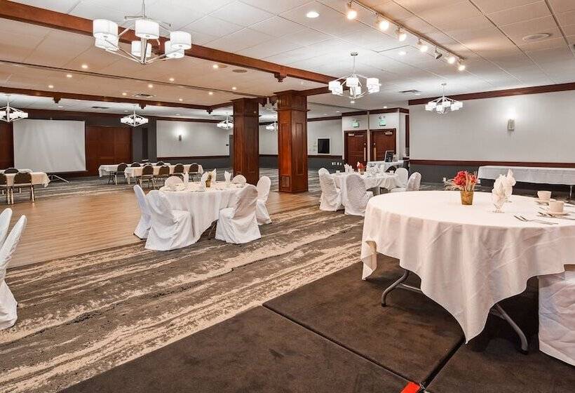 ホテル Best Western Plus Clarks Summit Scranton