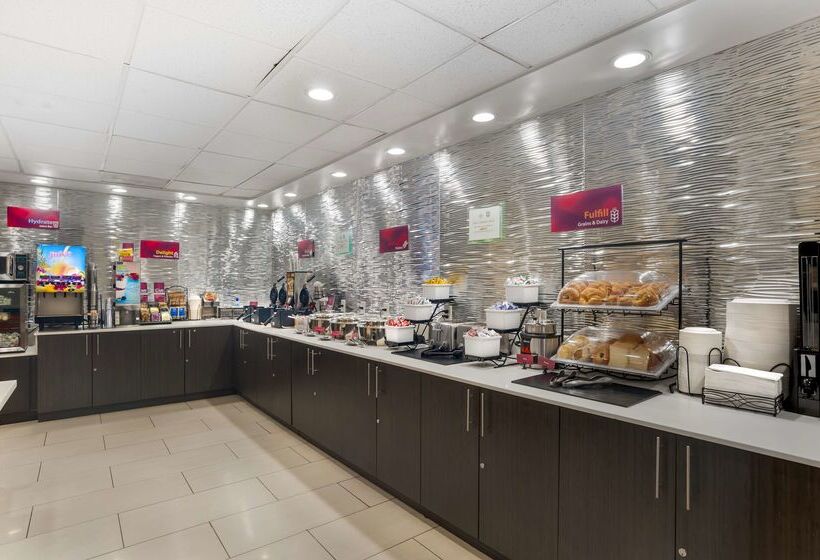 فندق Best Western Plus Commerce