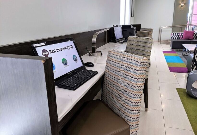 فندق Best Western Plus Commerce