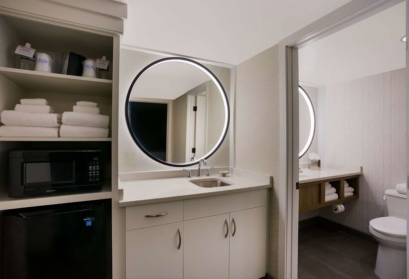 Best Western Premier The Central Hotel & Conference Center