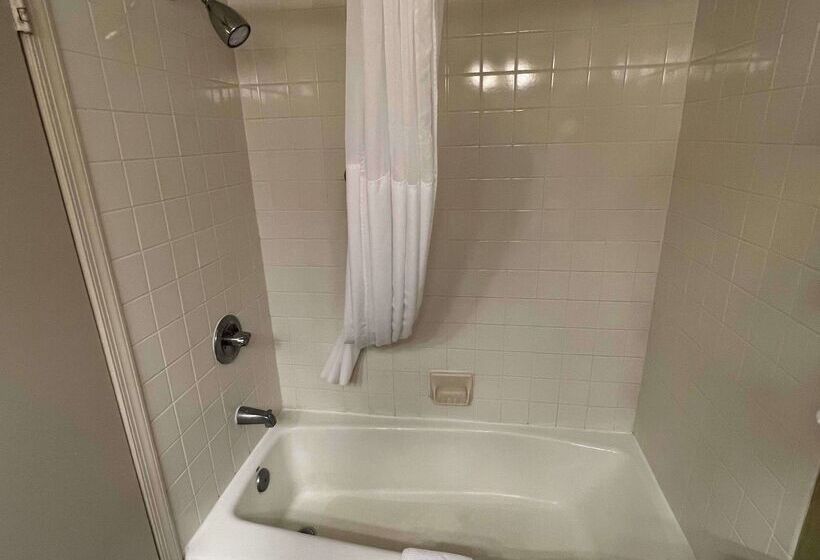 בית מלון כפרי Best Western Williamsburg Historic District