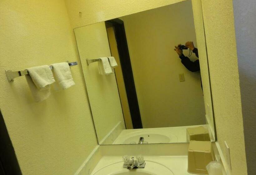 فندق Budget Inn Selma