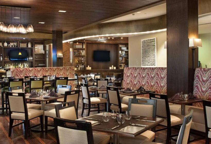 ホテル Charleston Marriott