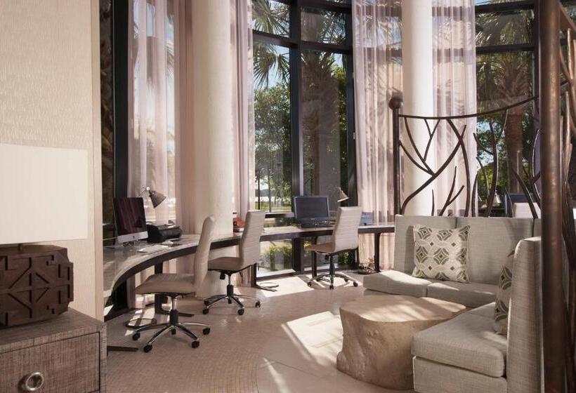 ホテル Charleston Marriott