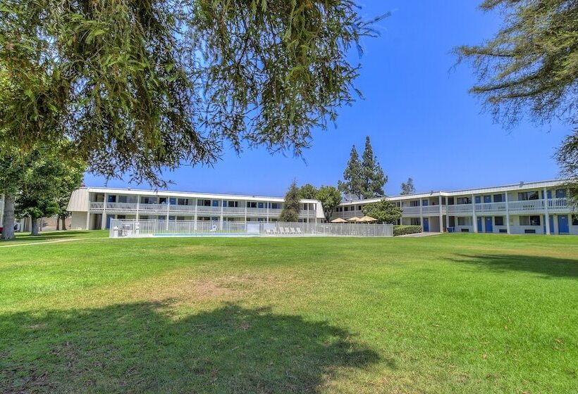 Motel 6 Claremont, Ca