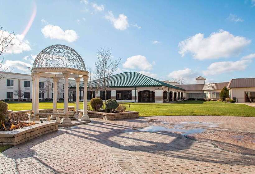 酒店 Clarion Inn Elmhurst  Oak Brook Near I88, I290, I294
