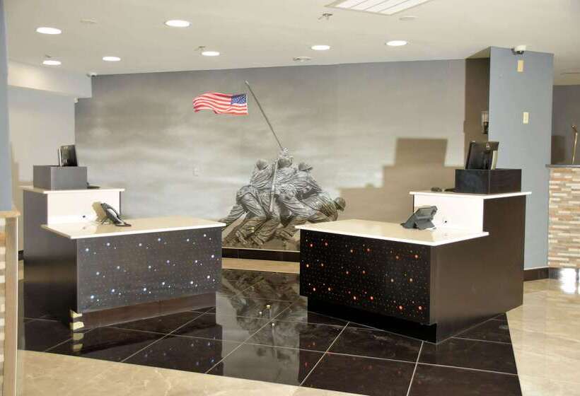 فندق Clarion Pointe Jacksonville Near Camp Lejeune