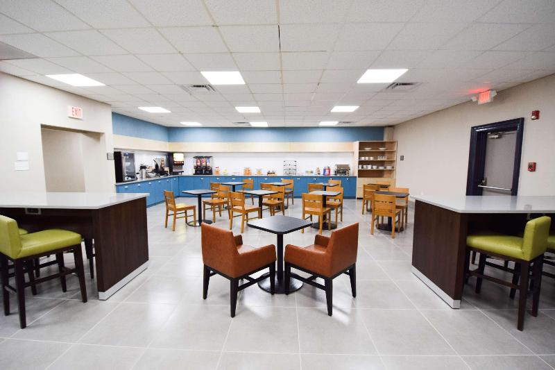 هتل Country Inn & Suites By Radisson, North Little Rock, Ar