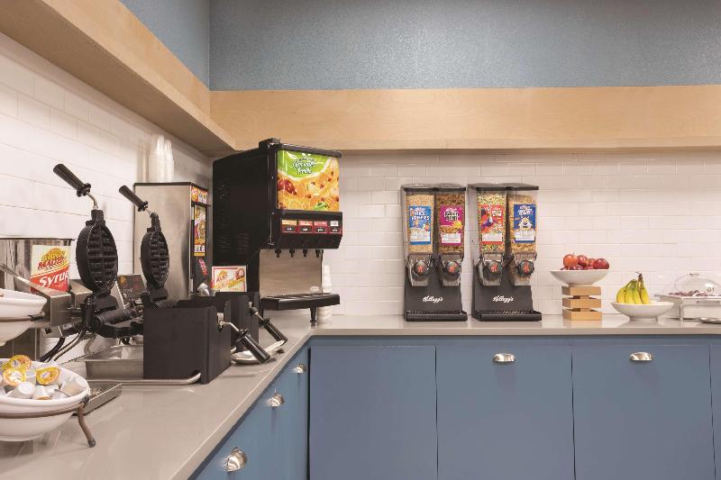 هتل Country Inn & Suites By Radisson, North Little Rock, Ar