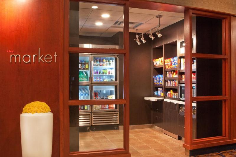 호텔 Courtyard By Marriott Alexandria Pentagon South