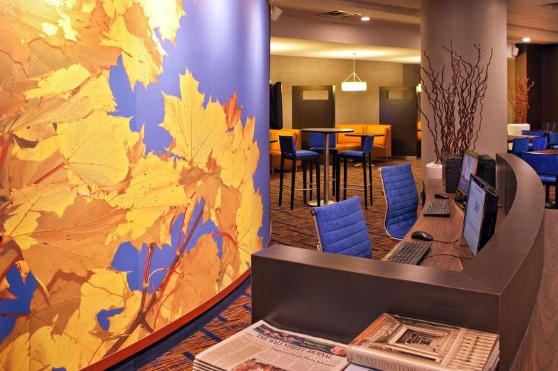 호텔 Courtyard By Marriott Alexandria Pentagon South