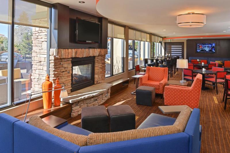 호텔 Courtyard By Marriott Denver Cherry Creek