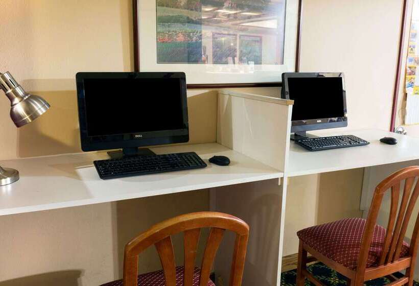 ホテル Days Inn By Wyndham Bend