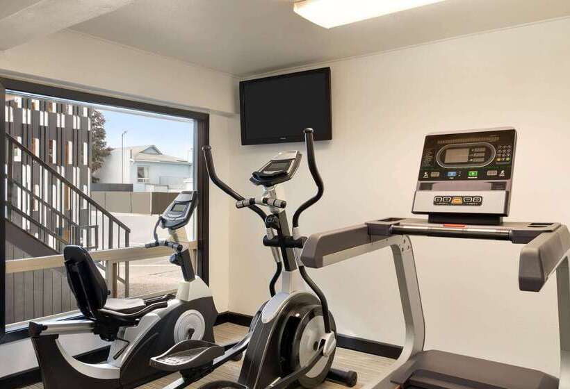 ホテル Days Inn By Wyndham Bend