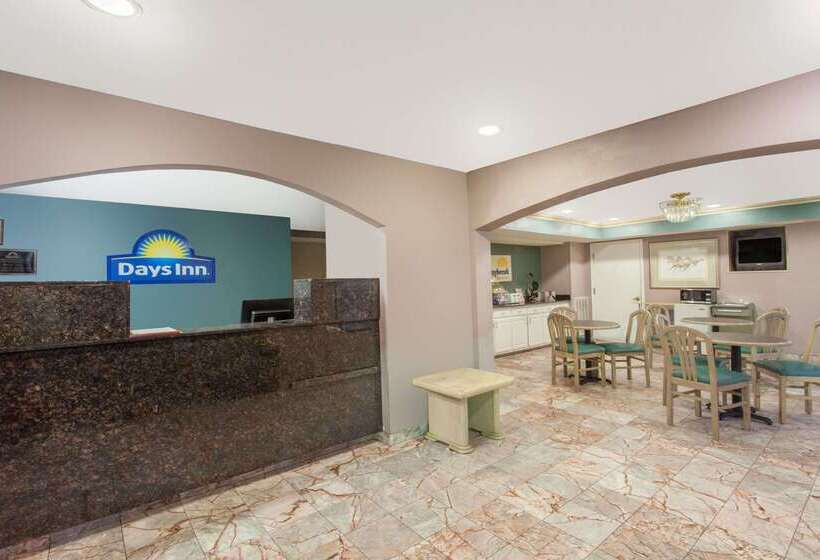 호텔 Days Inn By Wyndham Decatur Priceville I 65 Exit 334