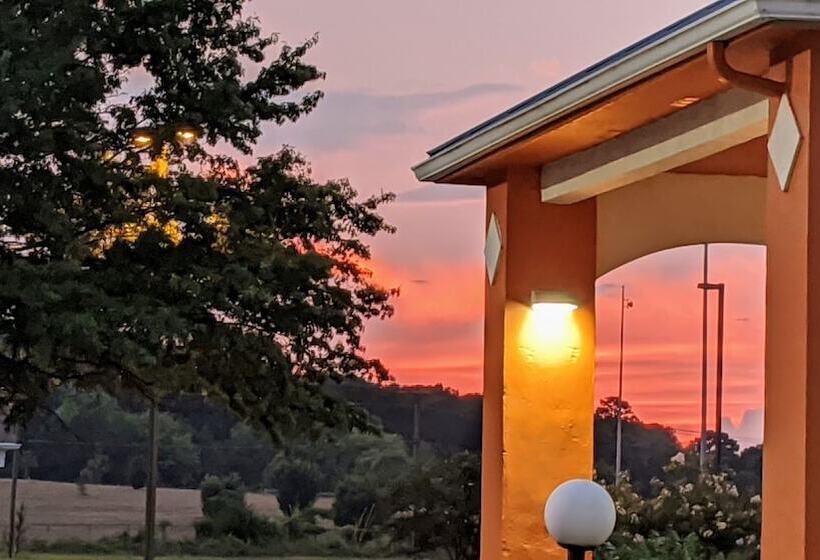 호텔 Days Inn By Wyndham Decatur Priceville I 65 Exit 334