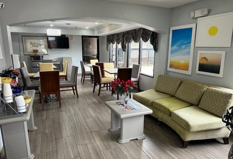 בית מלון כפרי Days Inn By Wyndham Decatur Priceville I 65 Exit 334