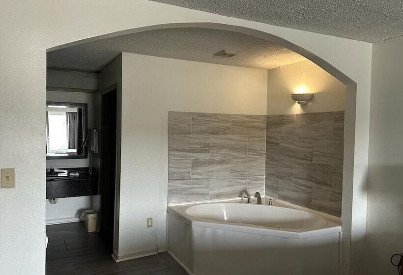 호텔 Days Inn By Wyndham Decatur Priceville I 65 Exit 334