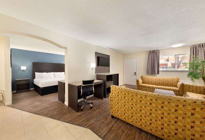 فندق Days Inn By Wyndham Lawton