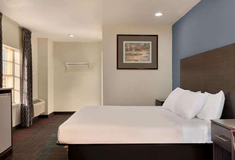 فندق Days Inn By Wyndham Lawton