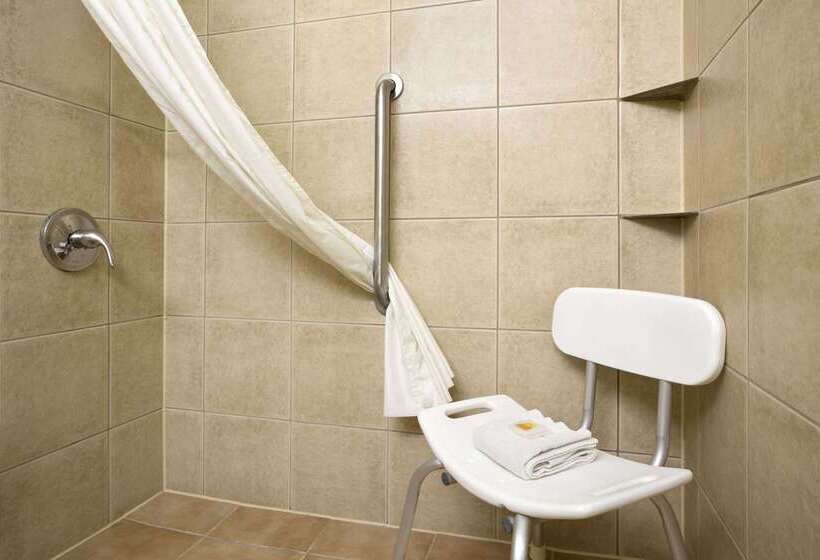 فندق Days Inn By Wyndham Lawton