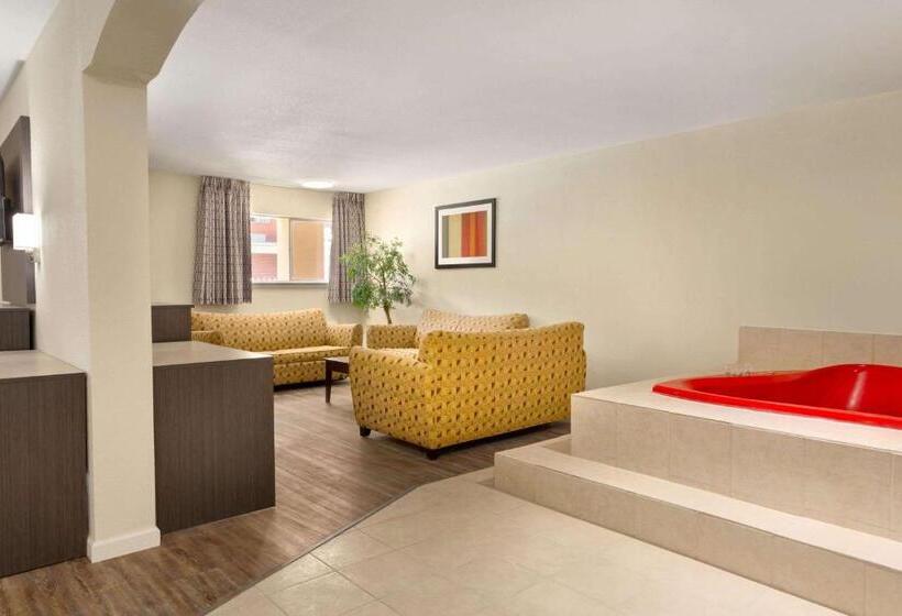 فندق Days Inn By Wyndham Lawton