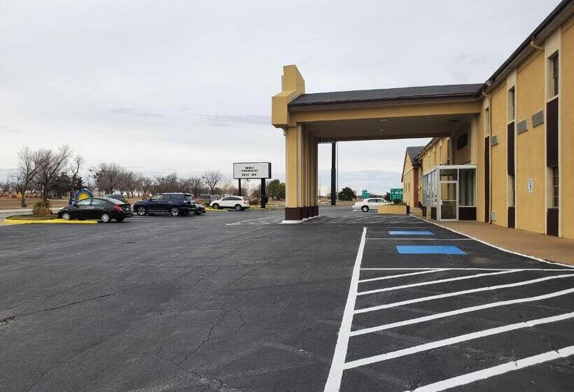 فندق Days Inn By Wyndham Lawton