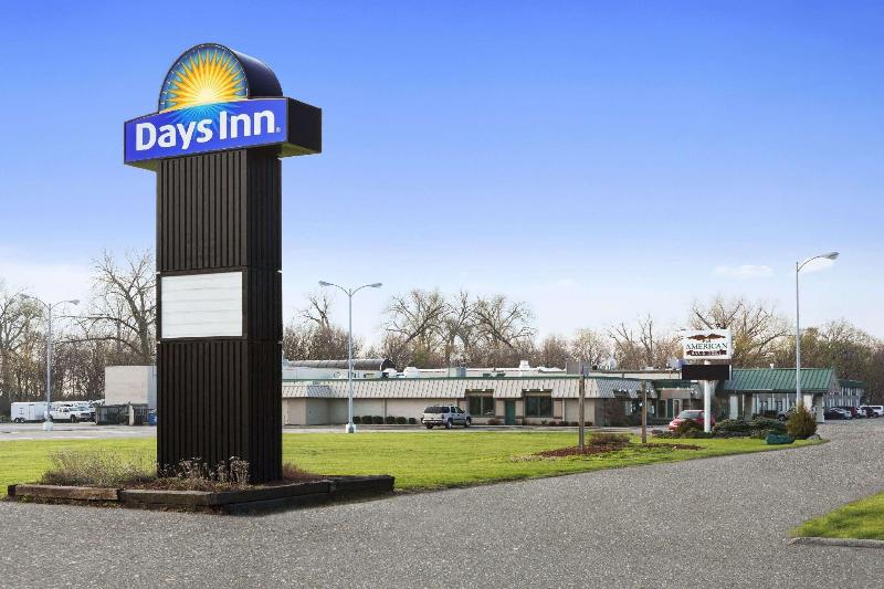 فندق Days Inn By Wyndham Rock Falls
