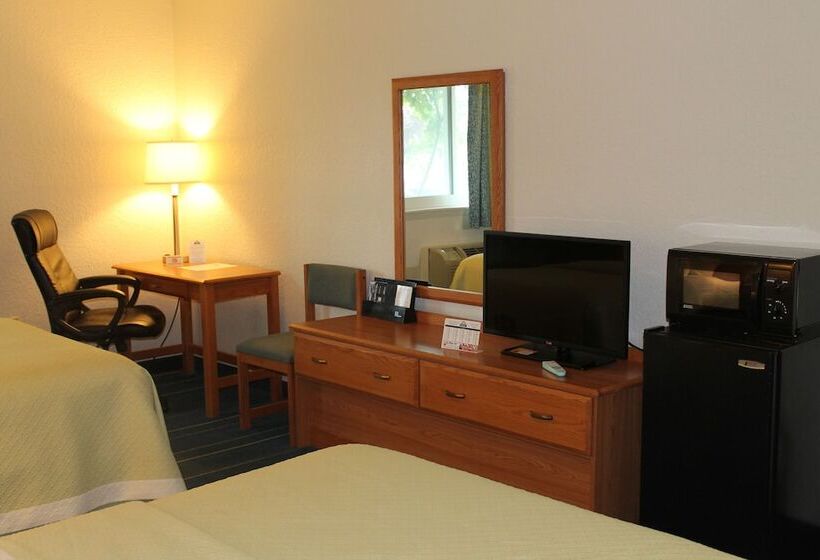 فندق Days Inn & Suites By Wyndham Bridgeport Clarksburg