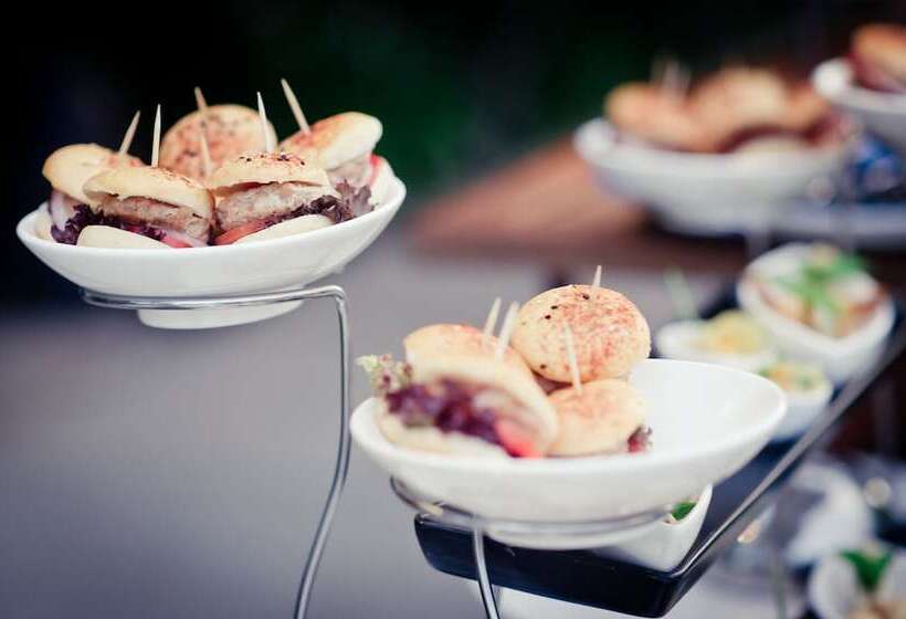 Delta Hotels By Marriott Phoenix Mesa