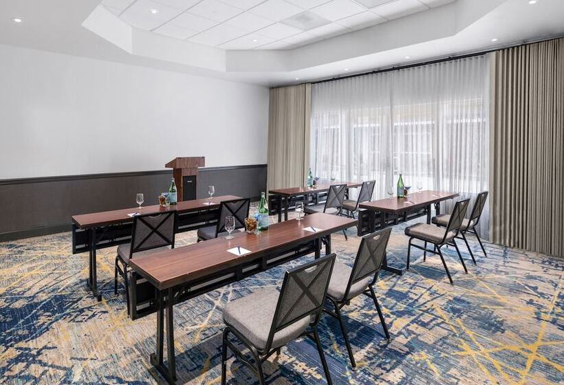 Delta Hotels By Marriott Santa Clara Silicon Valley