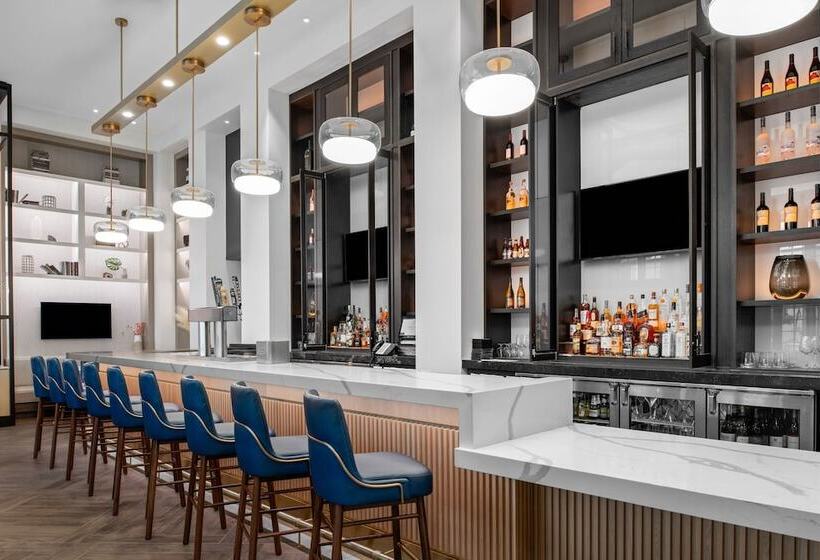 Delta Hotels By Marriott Santa Clara Silicon Valley