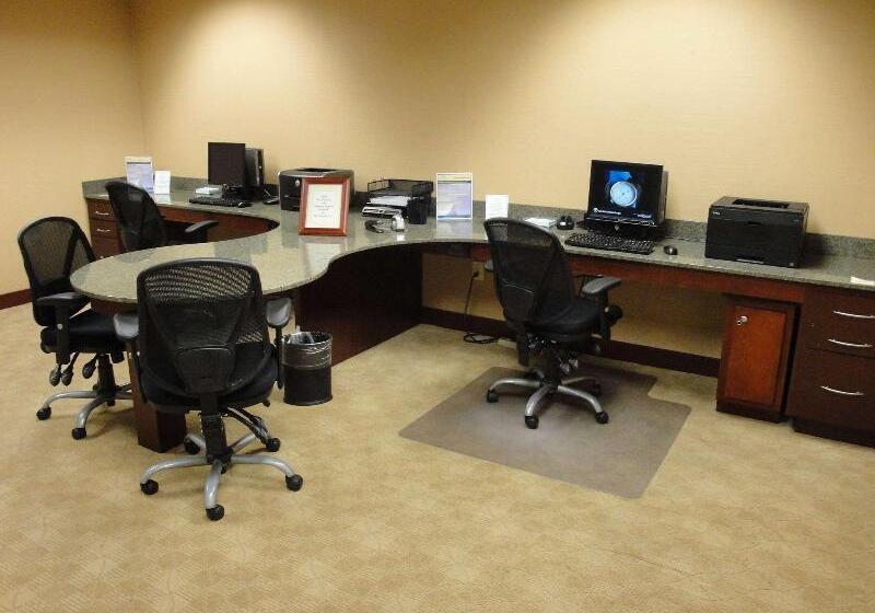 Doubletree By Hilton Hotel Augusta