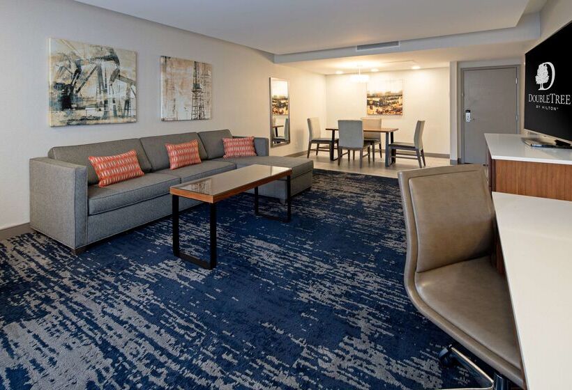 Doubletree By Hilton Hotel Bakersfield