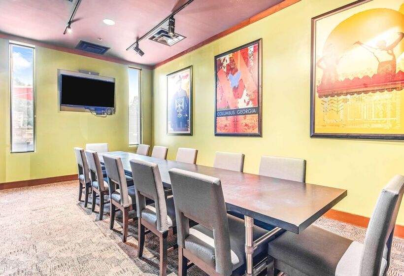 בית מלון כפרי Doubletree By Hilton Columbus