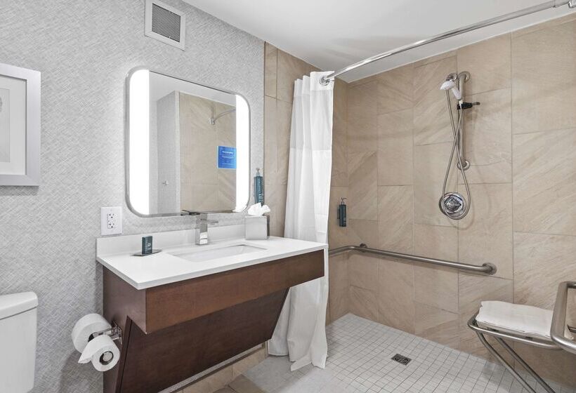 בית מלון כפרי Doubletree By Hilton Columbus