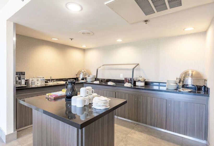 Отель Doubletree By Hilton Dallas Richardson