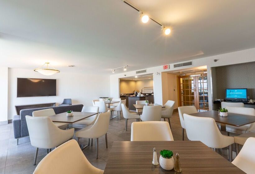 Отель Doubletree By Hilton Dallas Richardson